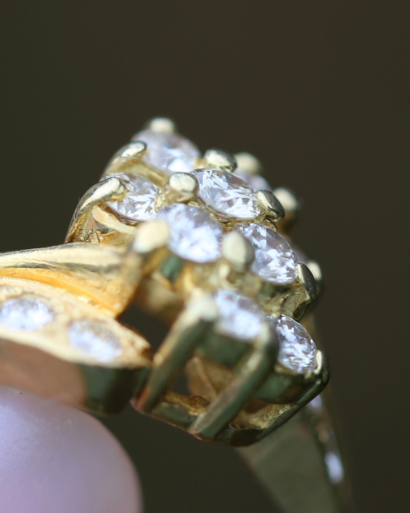 Circa 1970s Transitonal Brilliant Cut Diamond Ring, 18ct Yellow Gold Cluster Ring, size S or 9, 6.4g, with valuation