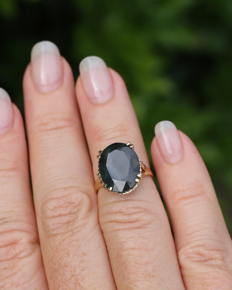 8.4ct Opaque Blue Sapphire, in Four Double Claw Filigree 9ct Yellow Gold Ring, size J or 4.75, 3.53g