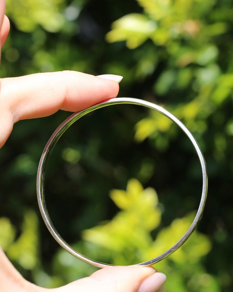Solid Silver Half Round 7.5mm Wide Round Bangle, 26g