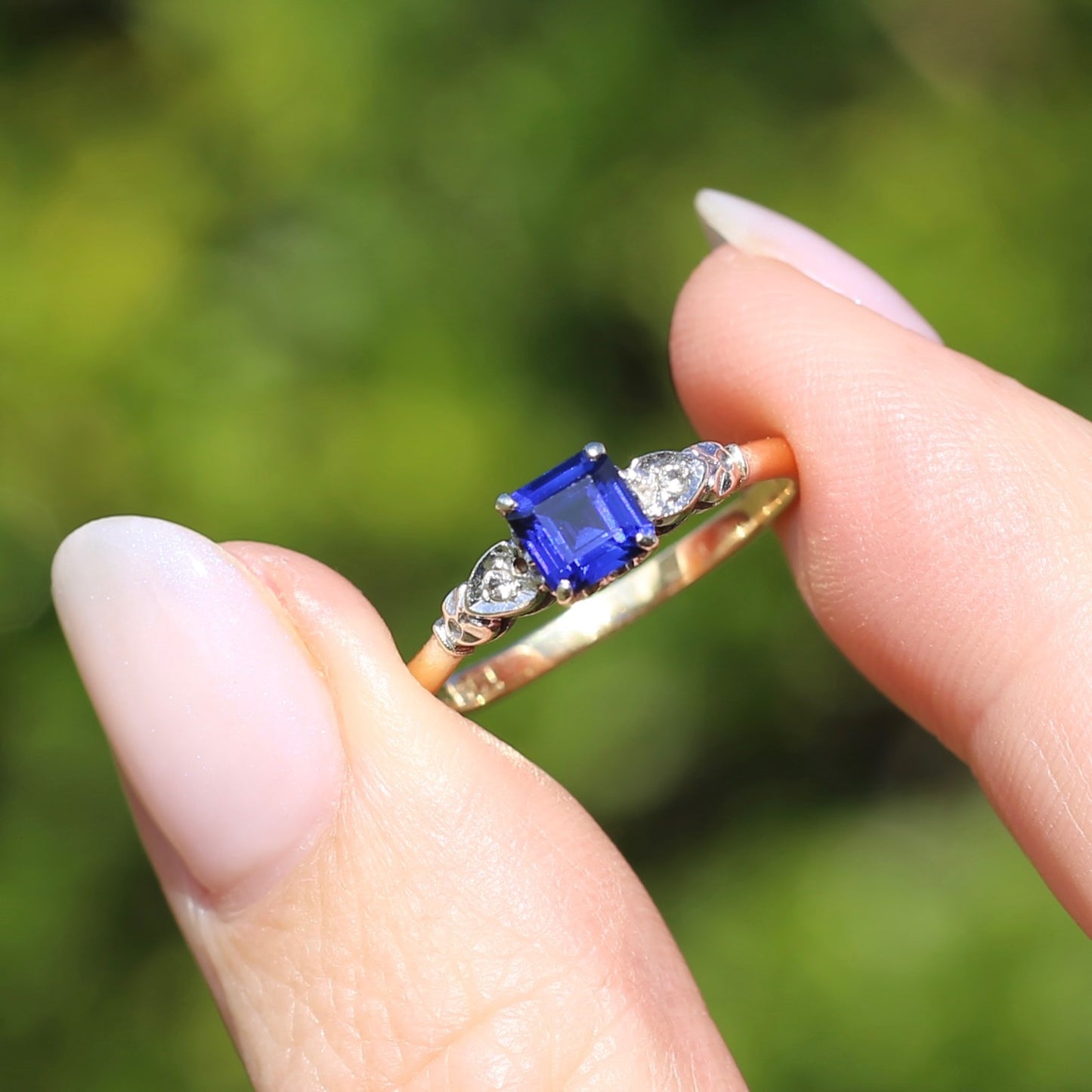 1930s Square Emerald Cut Blue Sapphire, 18ct Yellow and White Gold, size Q1/2 or just over 8.25