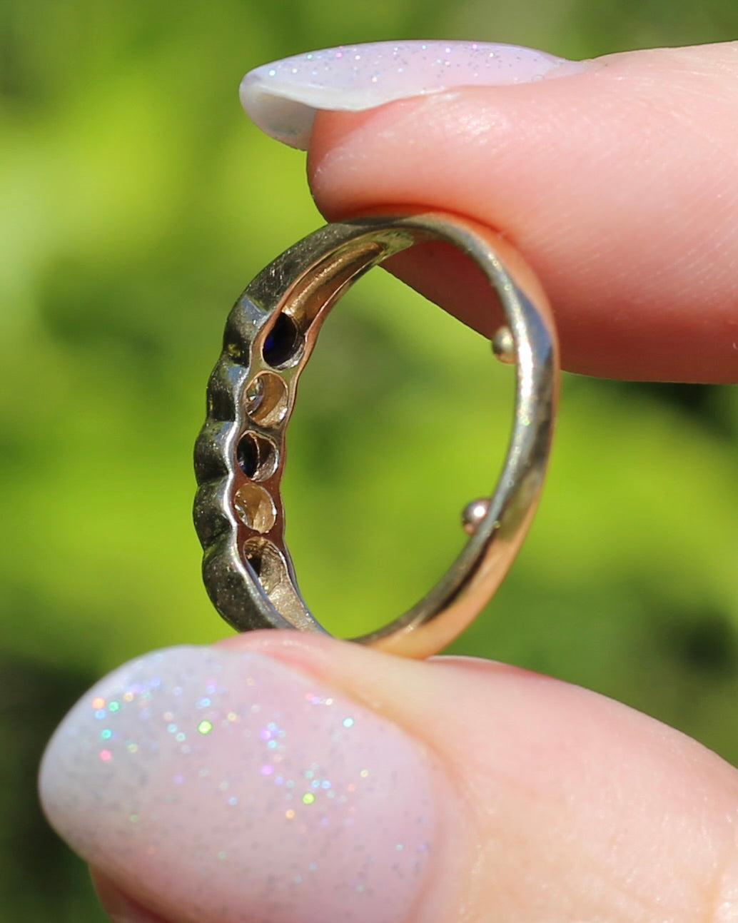 Second Glance - Five Stone Sapphire and Diamond Semi Bezel Ring, 9ct Yellow Gold, approx size N or 6.75 with Arthritis Balls, 2.42g