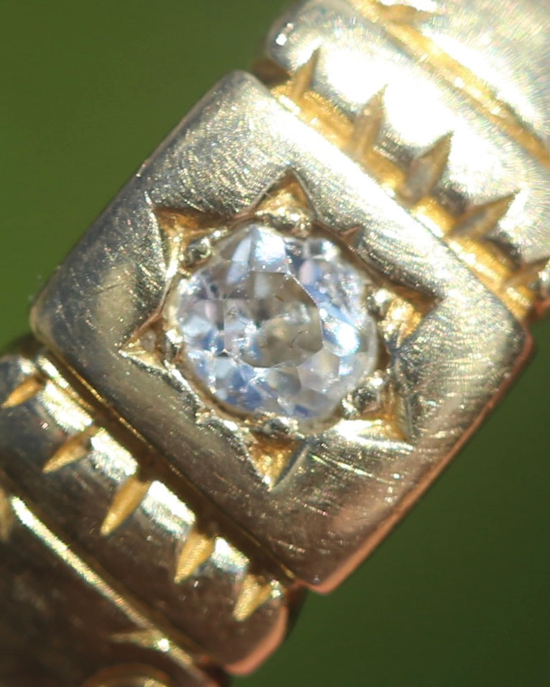 Antique 1898 Old Cut Diamond Star Set Carved Ring, 18ct Yellow Gold, size M1/2 or just under 6.5, 2.74g