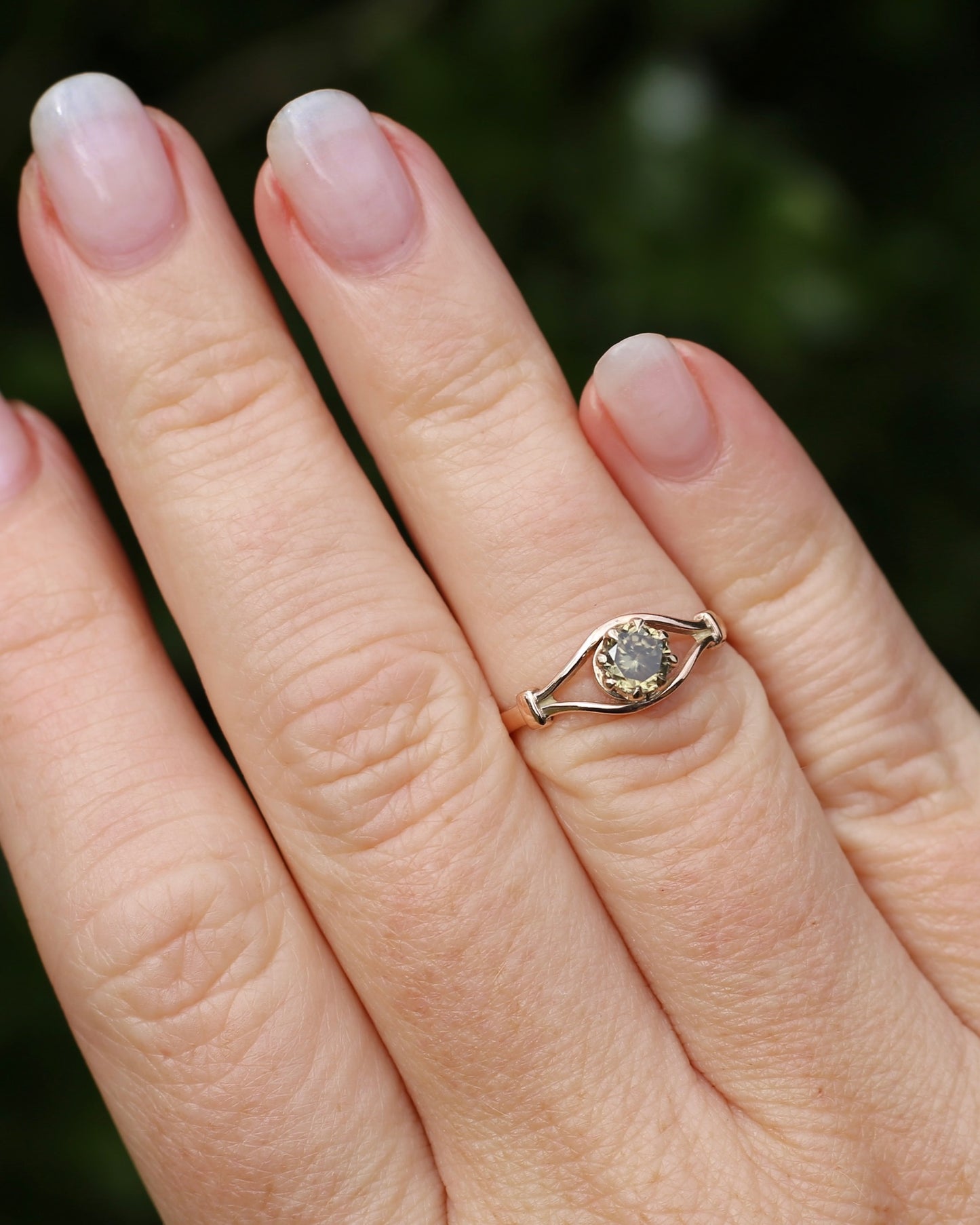 East African Green Zircon, Vintage 8 Claw Setting, Old Rosey Gold, size M1/2 or 6.5
