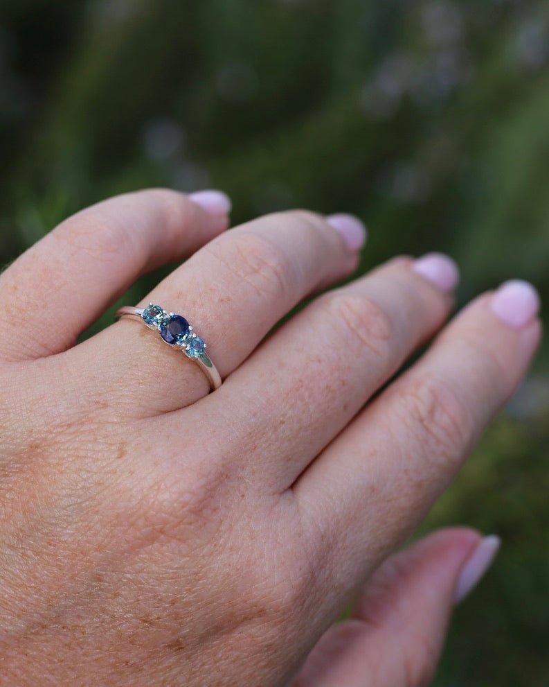 0.85ct Natural Parti Sapphire Trilogy Ring, Sterling Silver, size Q or 8.25, 1.98g