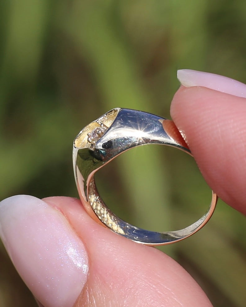 ON HOLD 1979 London Made Old Cut Diamond Heart Signet Ring, 9ct Yellow Gold, size J1/2 or 5, 2.48g