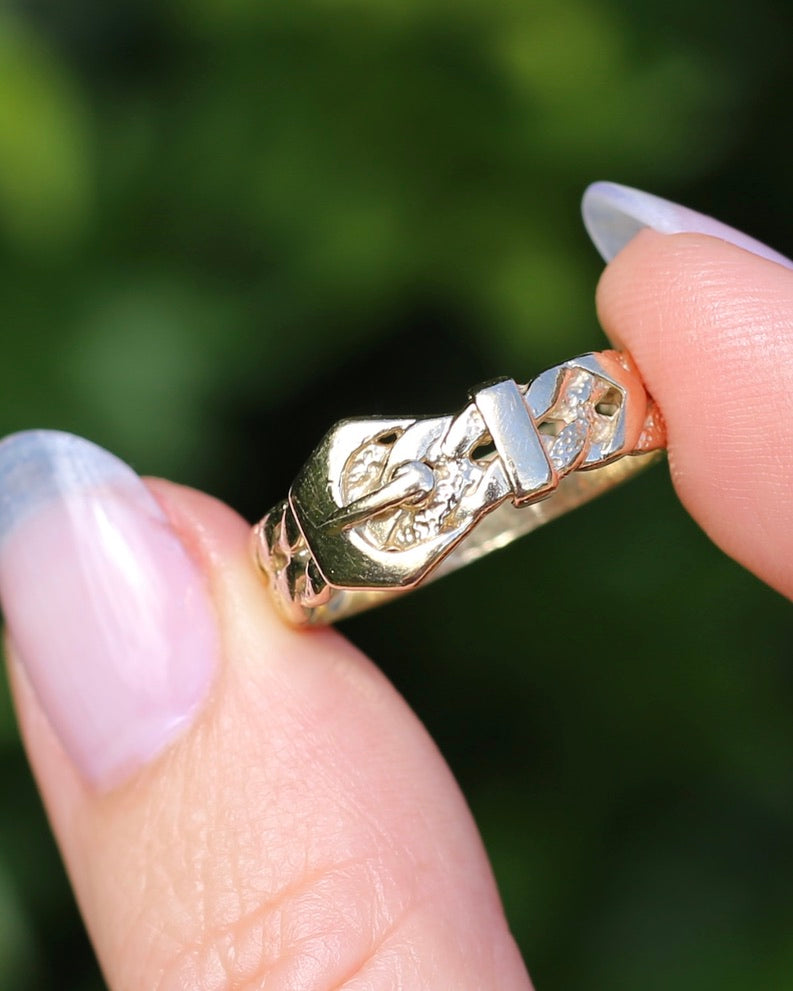 Post 1972 Sheffield Made Buckle Ring, 9ct Yellow Gold, size S1/2 or 9.25, 3.42g