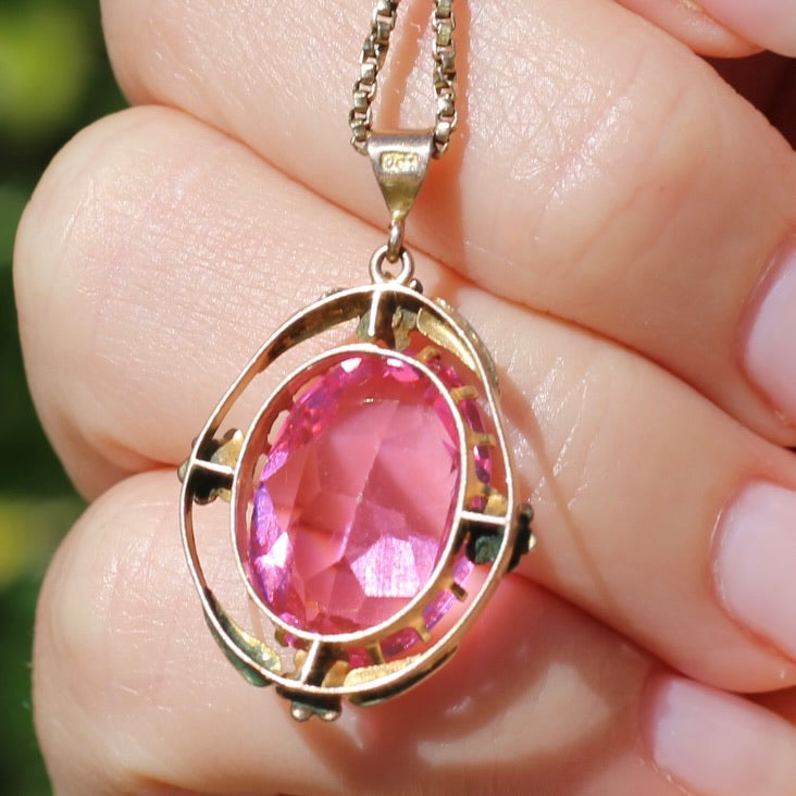 Circa 1930s-1950s Pink Paste Pendant in Decorative 9ct Gold Floral Surround, 4.23g