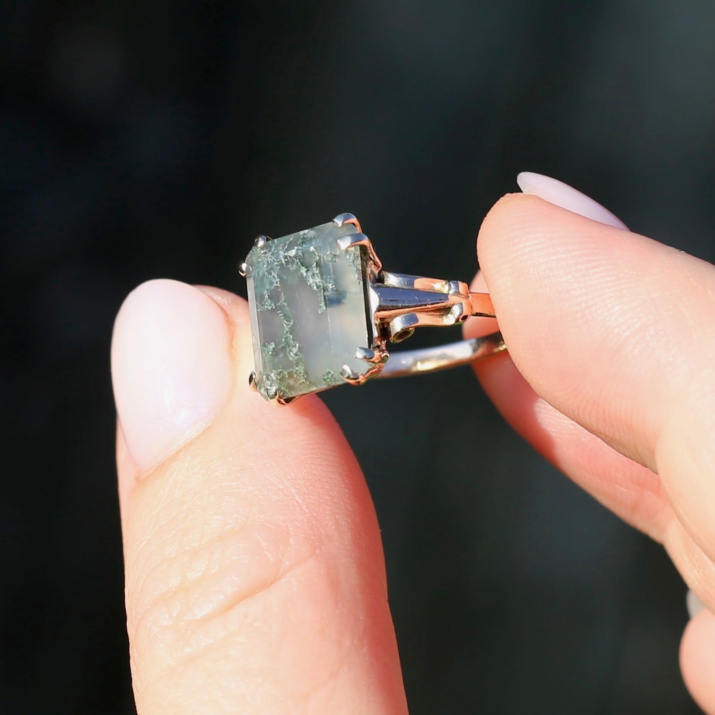 4.95ct Emerald Cut Moss Agate Ring with Fabulous Double Claws, 9ct Older Rosey Gold, size N1/2 or 6.75