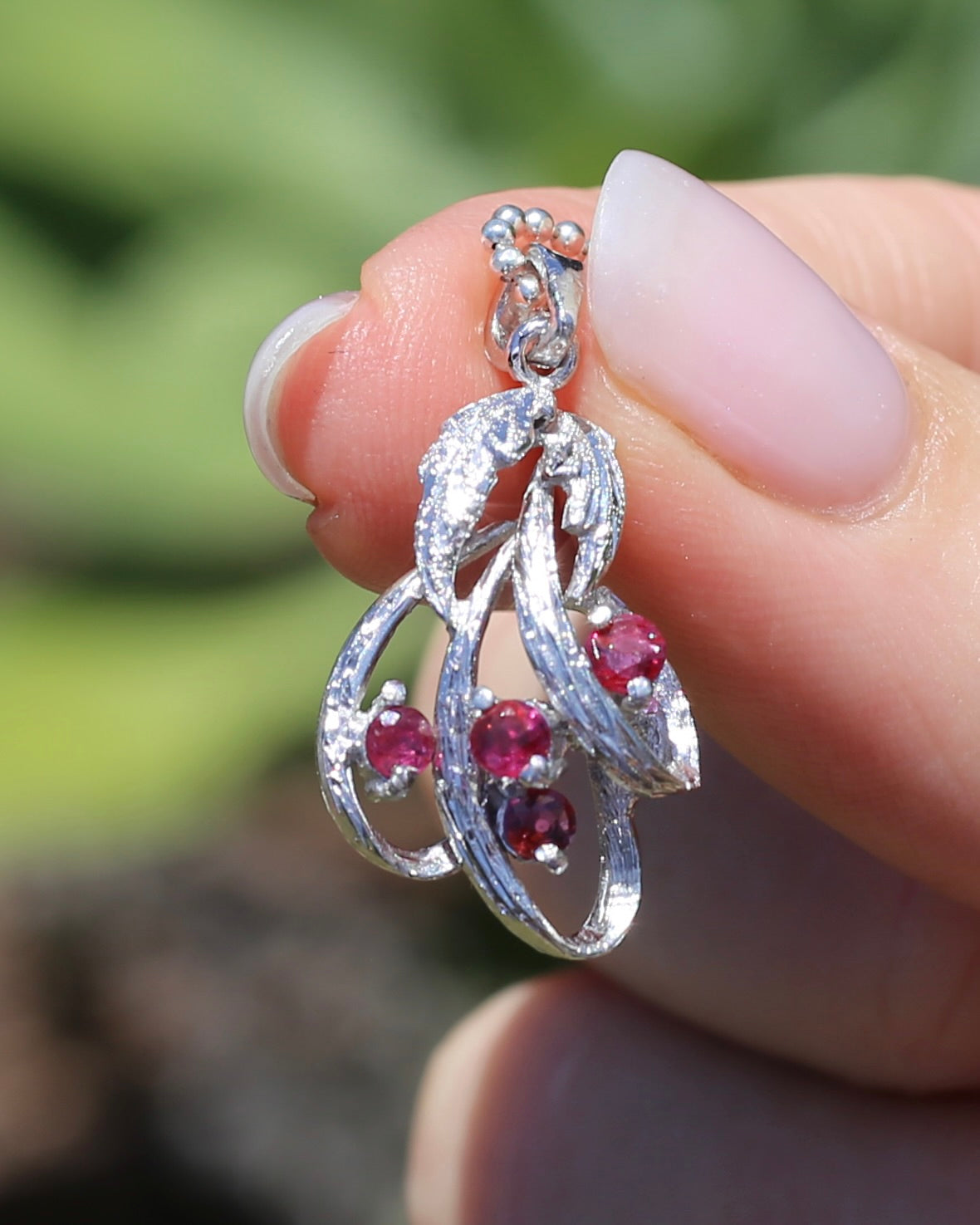 Sterling Silver Pink Sapphire/ Ruby Leaf Pendant, Sterling Silver, 2.66g