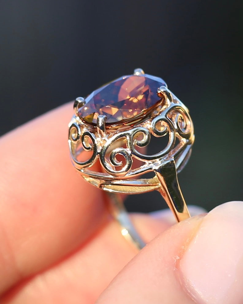 6.9ct Oval Natural Zircon in Raised Filigree Setting, 10ct Yellow Gold, size M1/2 or 6.5, 4.83g