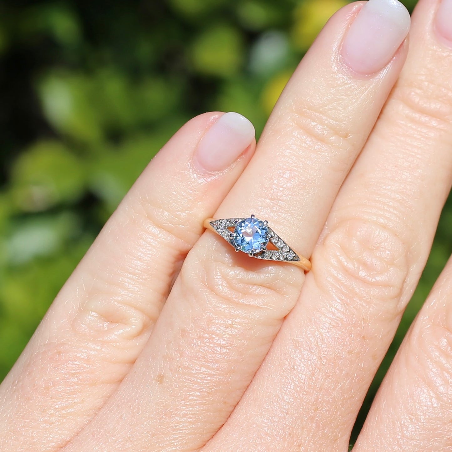 Pristine Early Australian 1930s Dunklings Blue Zircon & Diamond RIng, size L or just over 5.5