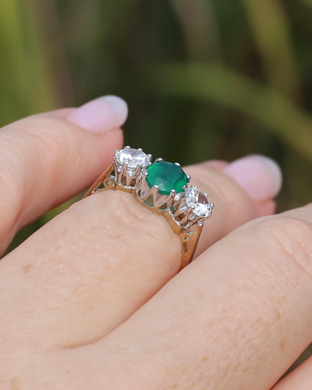 1988 Made Green and White Stone Trilogy, 9ct Yellow and White Gold, size L or 5.75, 2.23g