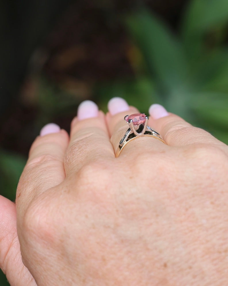 1.62ct Natural Pink Tourmaline in 1970s Mixed Metal Setting with Diamond Side Stones, size P or 7.5, 4.34g