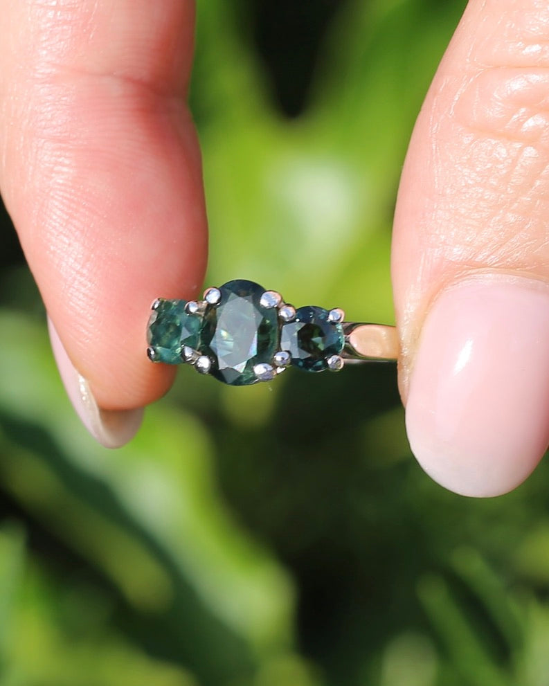 2.38ct Australian Sapphire Trilogy, Sterling Silver, size N1/2 or 7, 3.6g