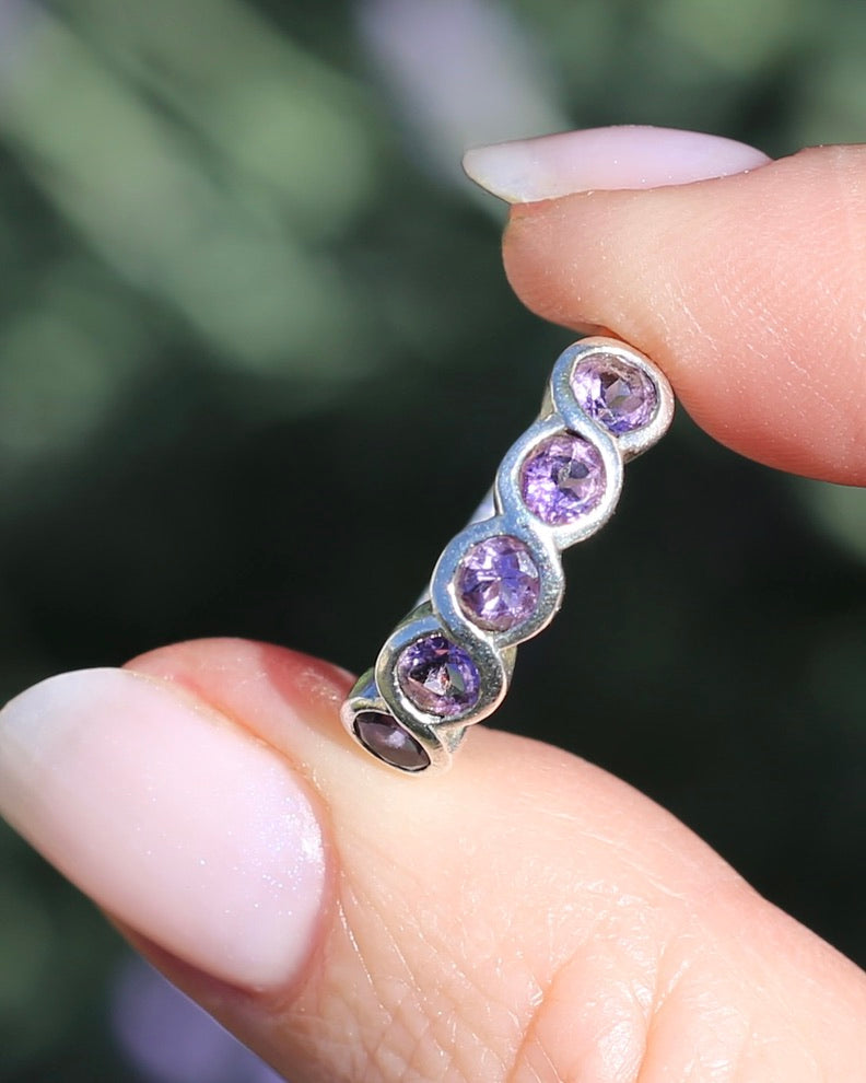 Five Stone Bezel Set Amethyst Silver Ring, Sterling Silver, size O or 7.25, 3.41g