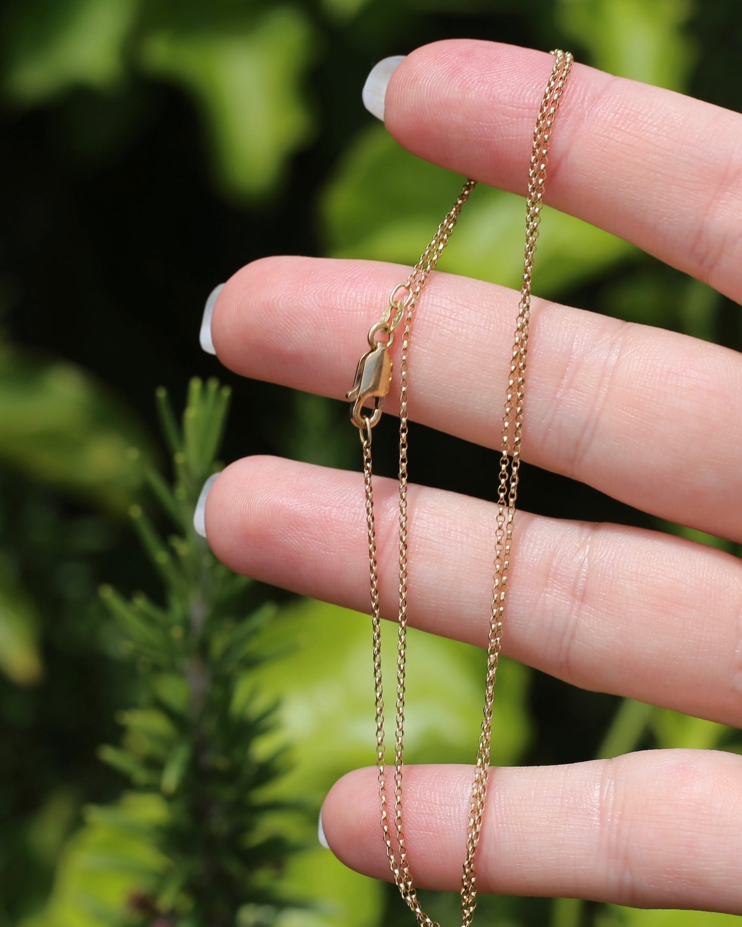 Italian Made 14ct Delicate Belcher Chain, 14ct Yellow Gold, 48.5cm or just over 19 inches, 1.82g