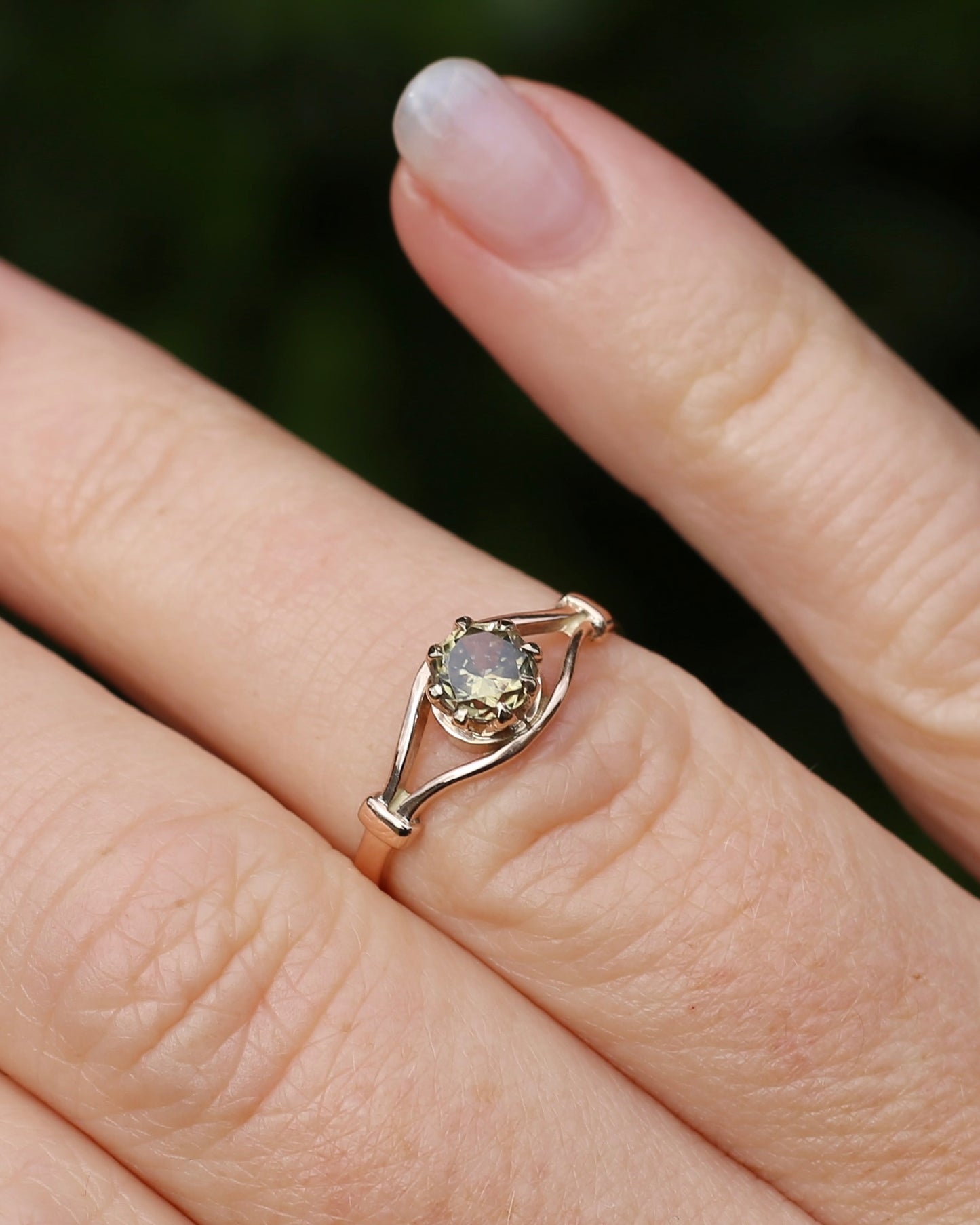 East African Green Zircon, Vintage 8 Claw Setting, Old Rosey Gold, size M1/2 or 6.5