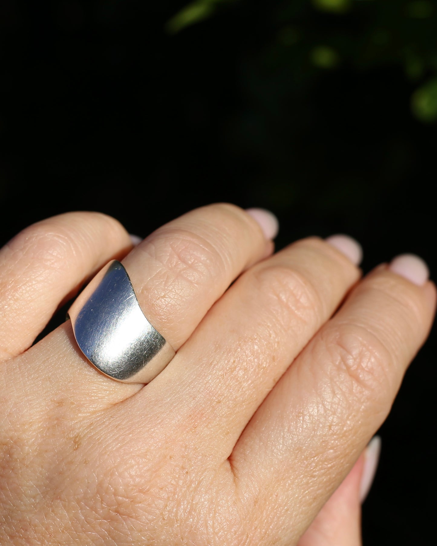 Wide Wave Shaped Silver Band, Sterling Silver, size Q1/2 or 8.5 (fits more like a P1/2 or Q), 7.2g