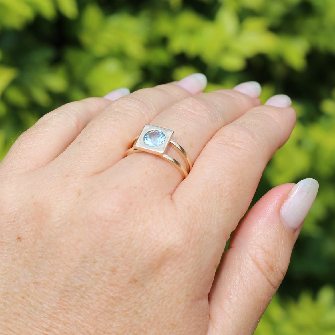 Bezel Set Square Face Blue Zircon Ring on Split Band, 9ct Yellow Gold, fits like size R or 8.5