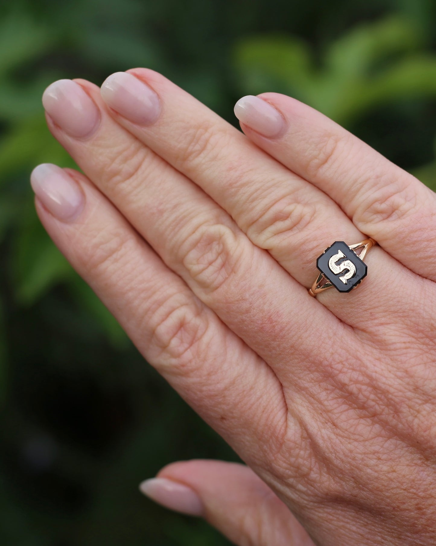 "S" Vintage Onyx and 9ct Yellow Gold Signet Ring, 9ct Yellow Gold, size 8 or P1/2