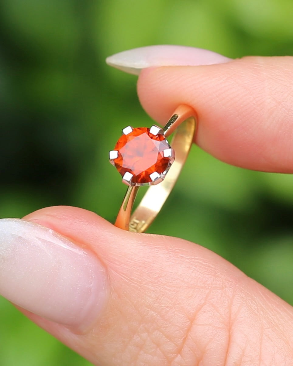 East African 1.28ct Vivid Orange Spessartite Garnet, Vintage 18ct Mixed Metal Setting, size L or 5.75 with valuation