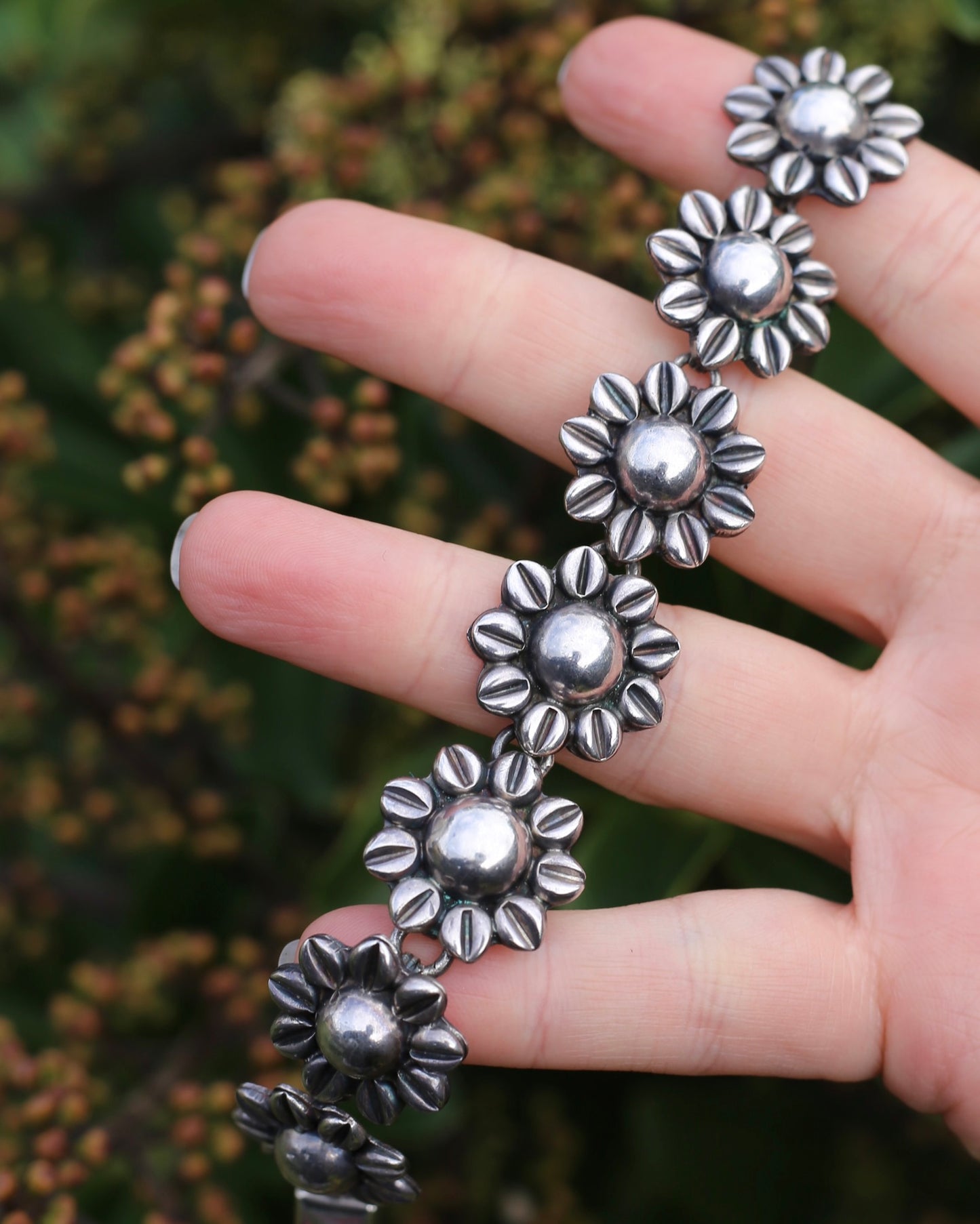 Chunky Vintage Mexican Silver Daisy/ Sunflower Bracelet, Sterling Silver, 18.5cm or 7.25 inches, 44.52g