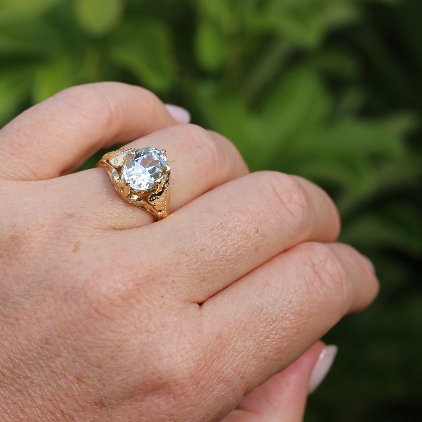 3.26ct Oval Natural Aquamarine in Hand Crafted 18ct Yellow Gold Ring, size P or 7.5, with Valuation