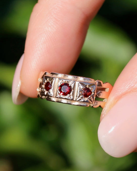 Vintage Victorian Revival Garnet Trilogy Star Set Ring, 9ct Rosey Gold, size P or 7.75, 3.16g