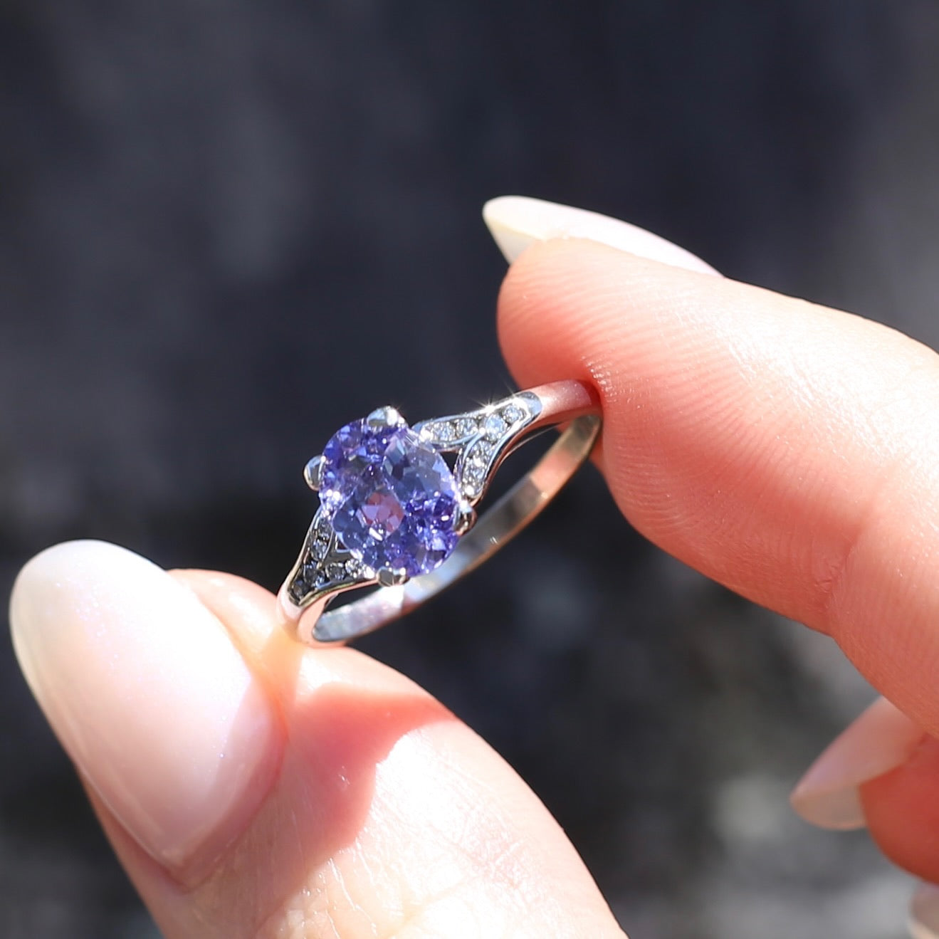 1.36ct Oval Natural Tanzanite and Diamond Split Shoulders, 9ct White Gold, size N1/2 or 7