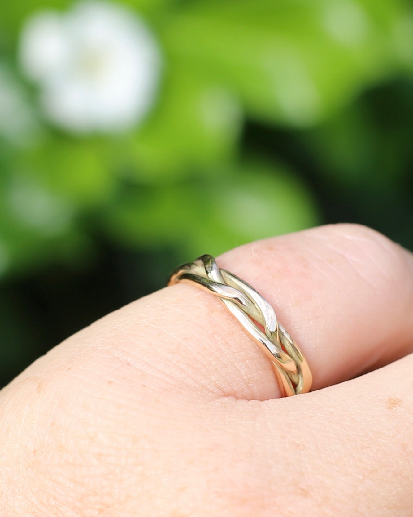 Reclaimed 9ct Yellow Gold Plaited Band, size N or 6.75