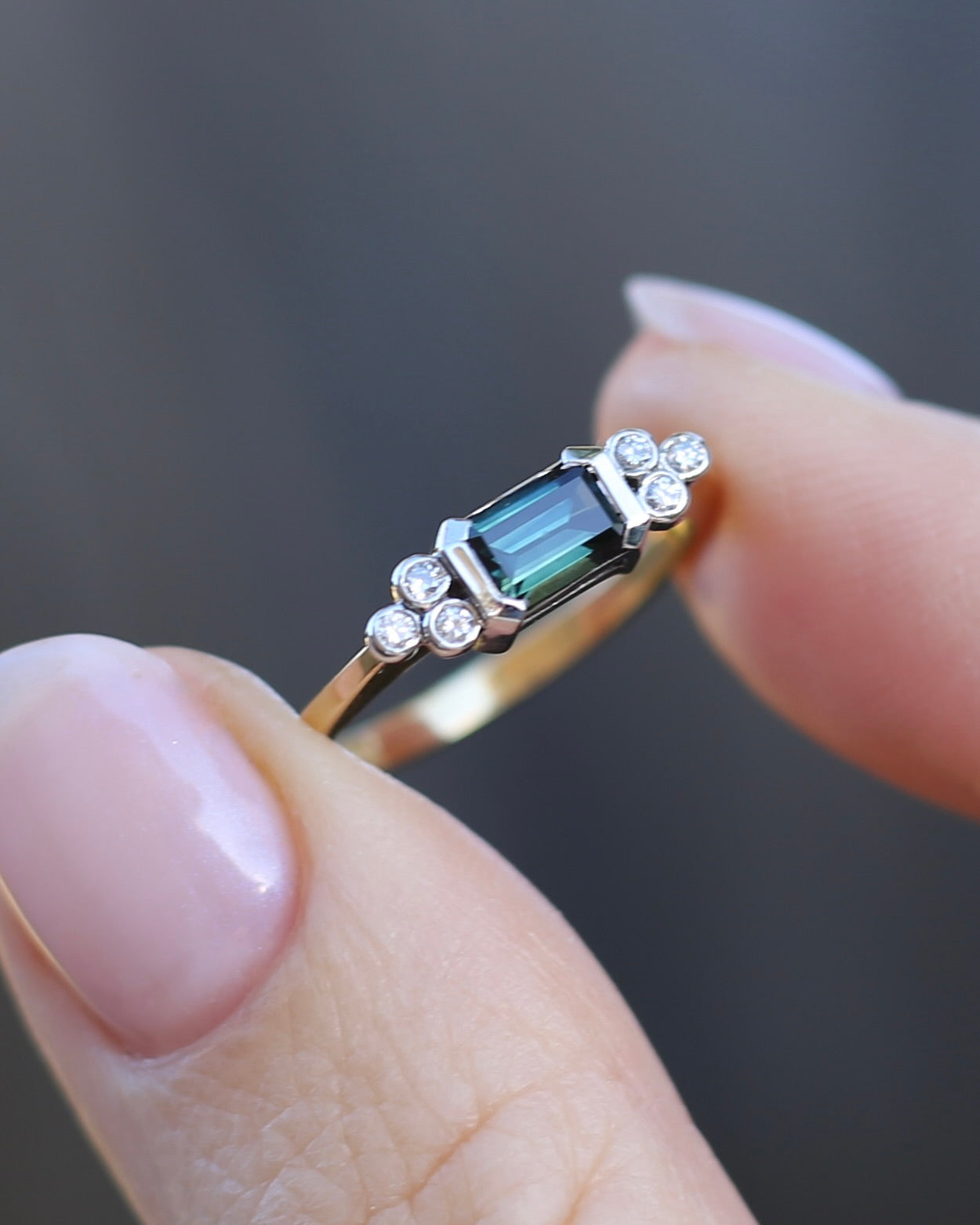 Vintage East West Set Natural Sapphire and Diamond Ring, 18ct Yellow and White Gold, size O or 7.25, 3.36g, with valuation
