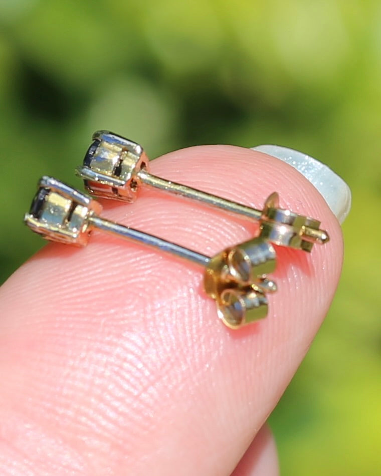 3.4mm 0.35ct combined Vibrant Blue Natural Spinel Studs, 9ct Yellow Gold, 0.64g