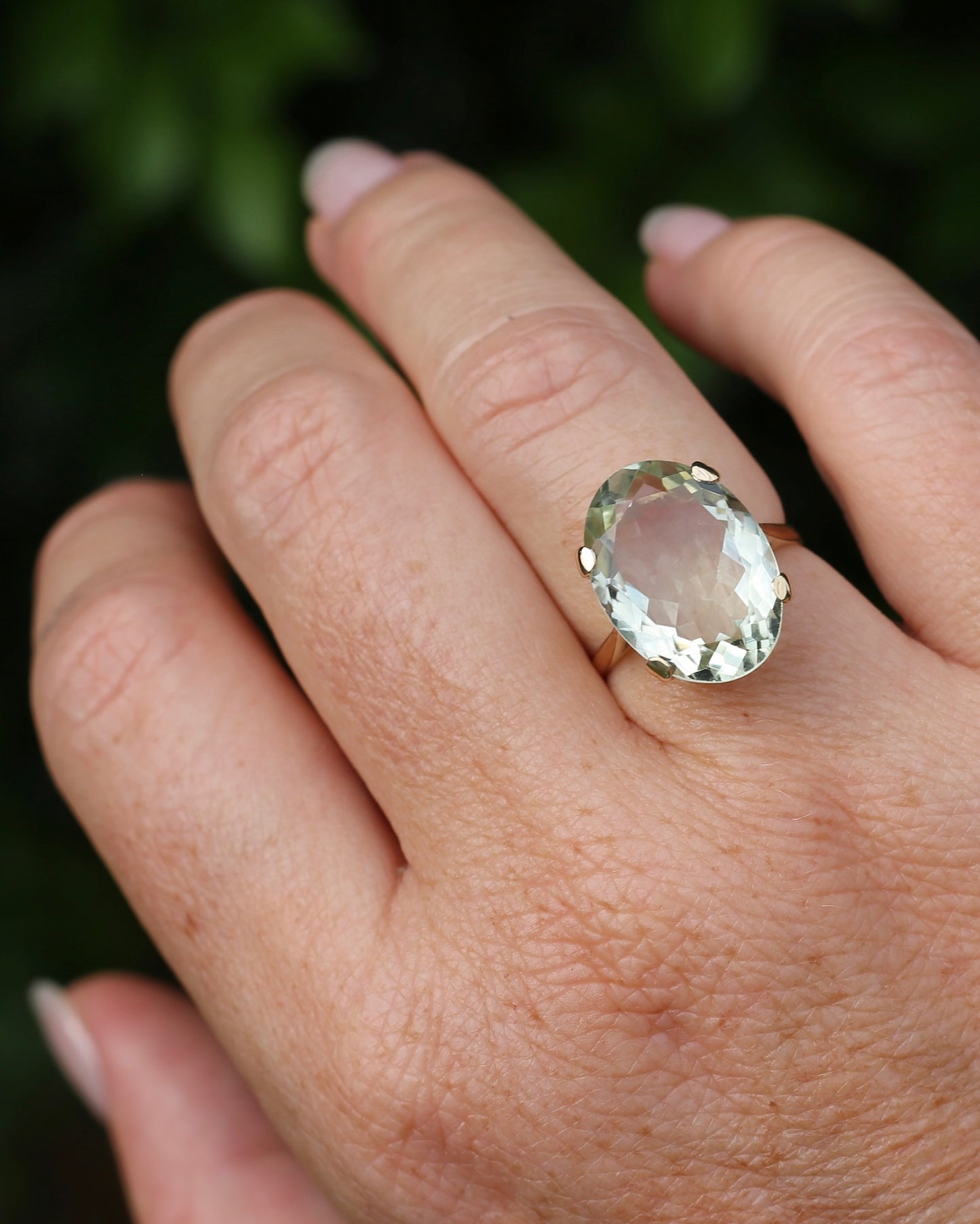 Vintage 10.5ct Oval Prasiolite or Green Amethyst Ring, 9ct Yellow Gold, size N1/2 or 7, 4.60g