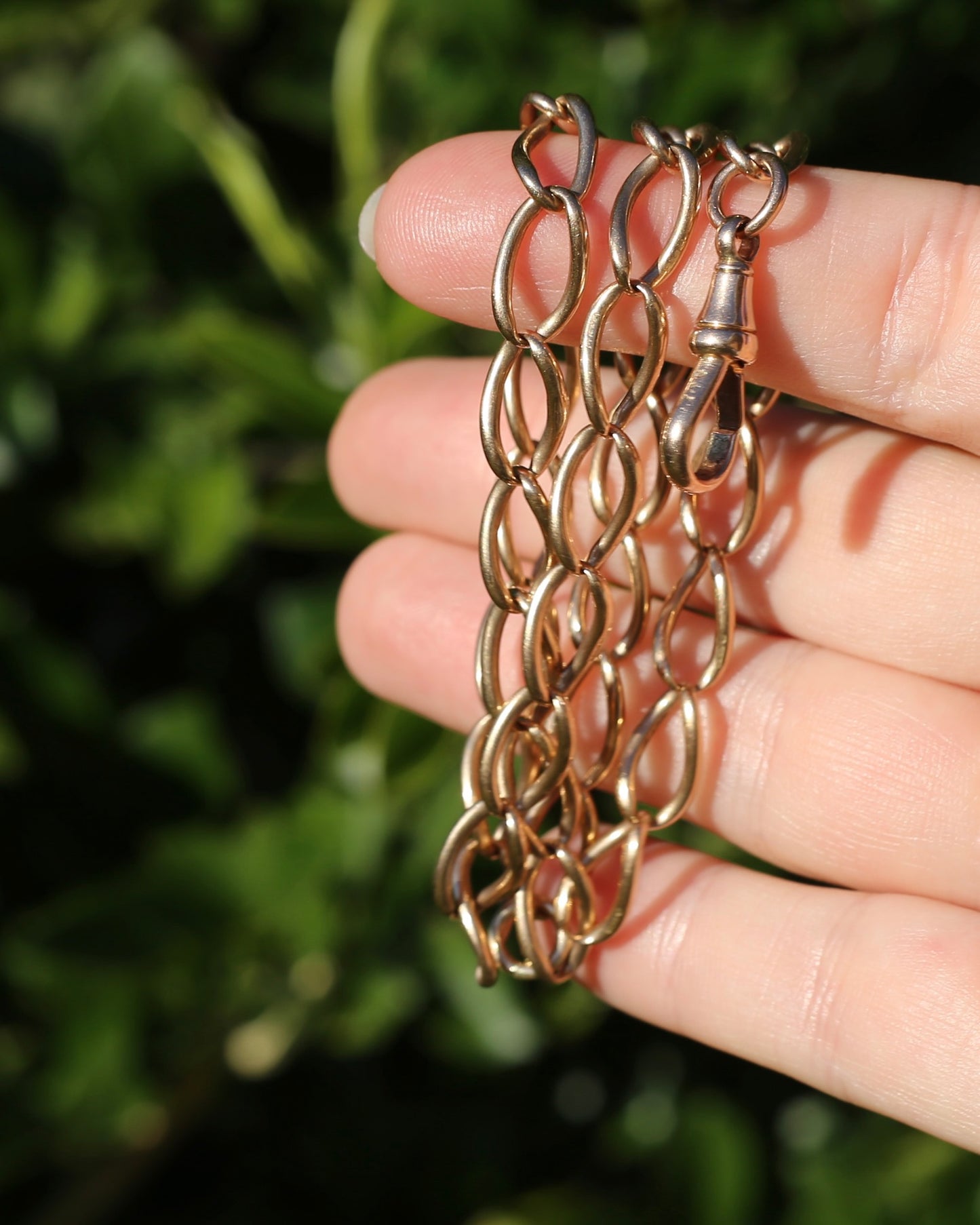 Old Rosey Gold Wide Oval Hallmark Linked Chain with Single Albert Clasp, 20.25g, 16 Inches or 41cm