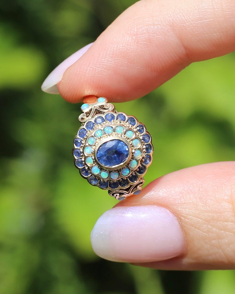 Natural Sapphire and Opal Cluster Ring, 9ct Yellow Gold, size P or 7.5, 4.04g