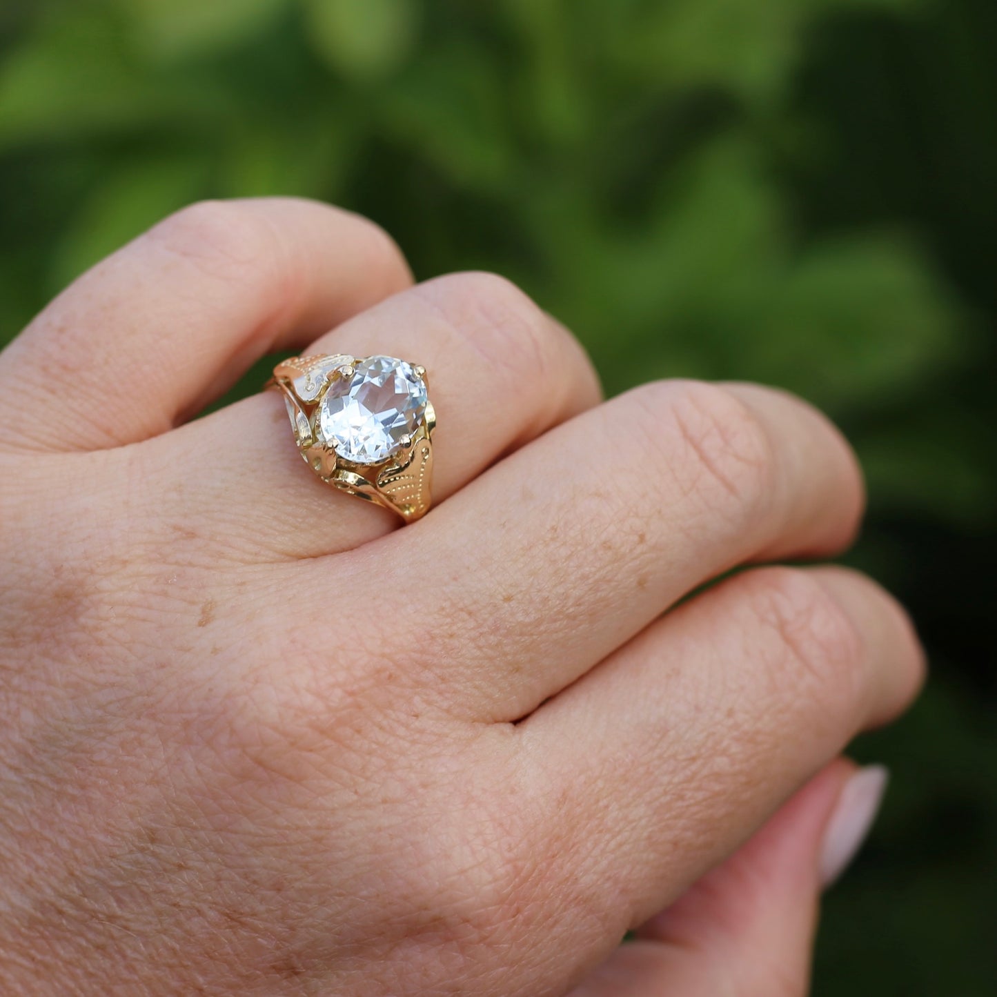 3.26ct Oval Natural Aquamarine in Hand Crafted 18ct Yellow Gold Ring, size P or 7.5, with Valuation