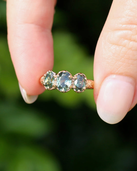 2.2ct Parti Sapphire Trilogy, in Vintage 9ct Yellow Gold Filigree, size O or 7.25, 2.98g, with valuation