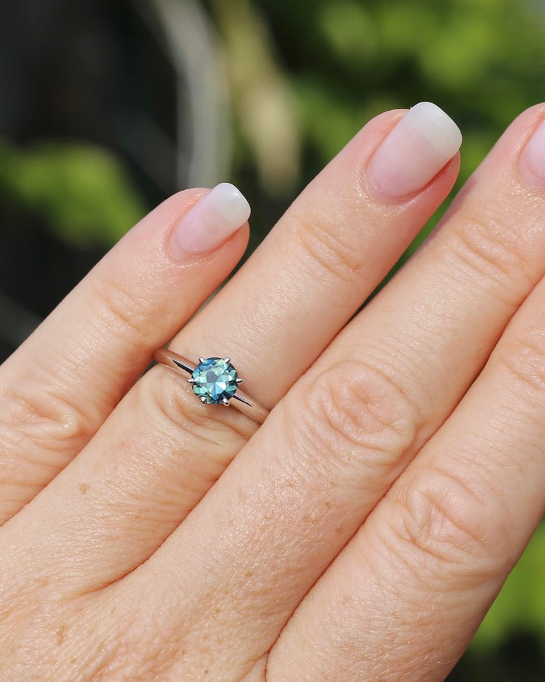 1.19ct Parti Sapphire Solitaire, 6 claw 14ct White Gold, size L1/2 or 6, 2.26g, with valuation
