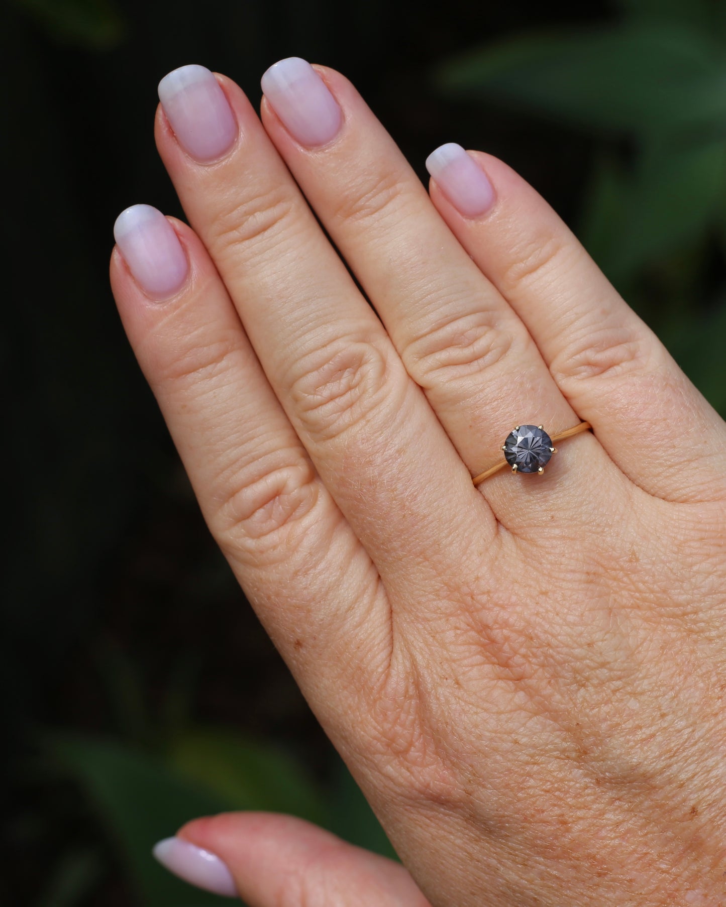 1.35 Lavender Grey Spinel Solitaire, 6 Claw setting, 9ct Yellow Gold, size 9.75 or just over T, 1.72g