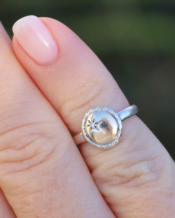 Mixed Metal Diamond Set Signet, 9ct Yellow Gold and Sterling Silver, size D1/2 or 2.25, 1.76g
