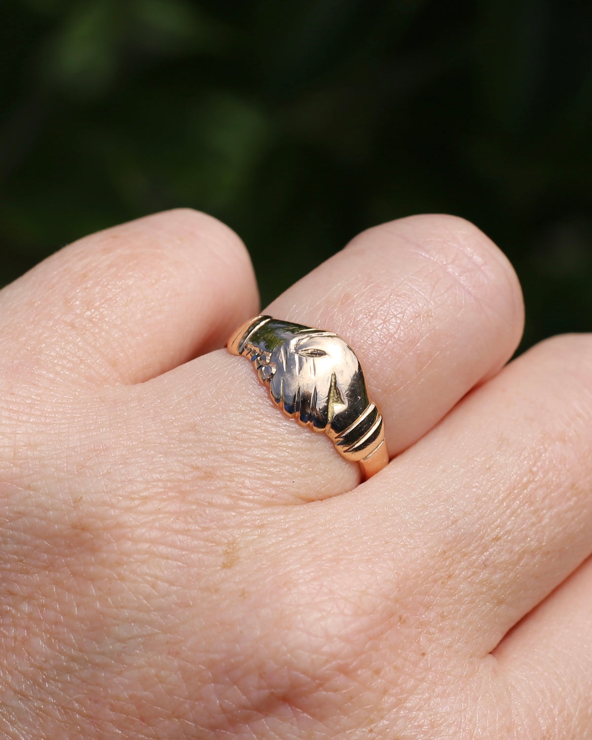 Vintique 15ct Fede Ring, 15ct Yellow Gold, size 7.5 or just over O1/2, 4.24g