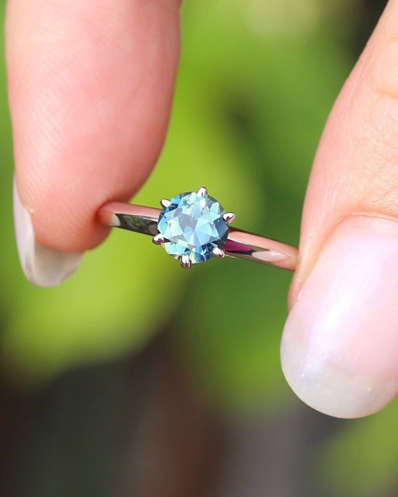1.19ct Parti Sapphire Solitaire, 6 claw 14ct White Gold, size L1/2 or 6, 2.26g, with valuation