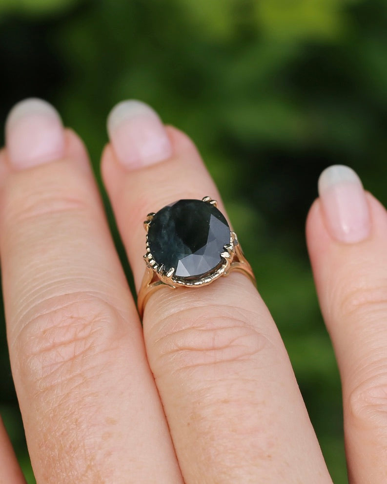 8.4ct Opaque Blue Sapphire, in Four Double Claw Filigree 9ct Yellow Gold Ring, size J or 4.75, 3.53g