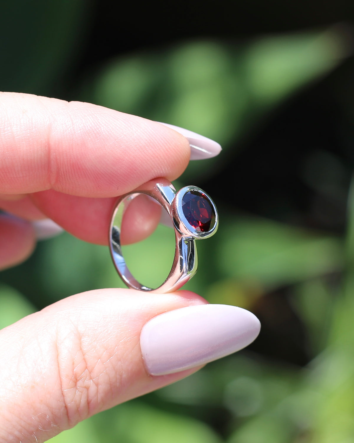 9mm Round Garnet in Bezel Set Silver Ring, Sterling Silver, size 7 or just over N1/2, 4.16g