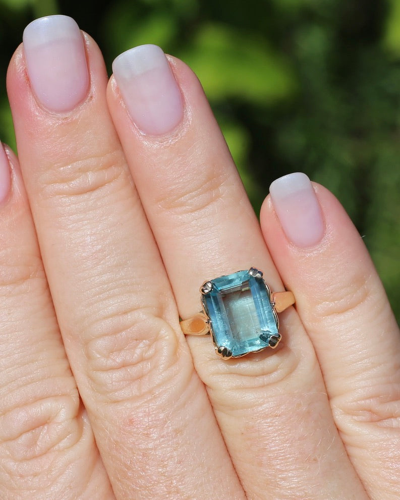 Second Glance - Natural 4.3ct Emerald Cut Aquamarine in Vintage 1963 London Made Ring, 9ct Yellow Gold, size K1/2 or 5.5, 3.04g