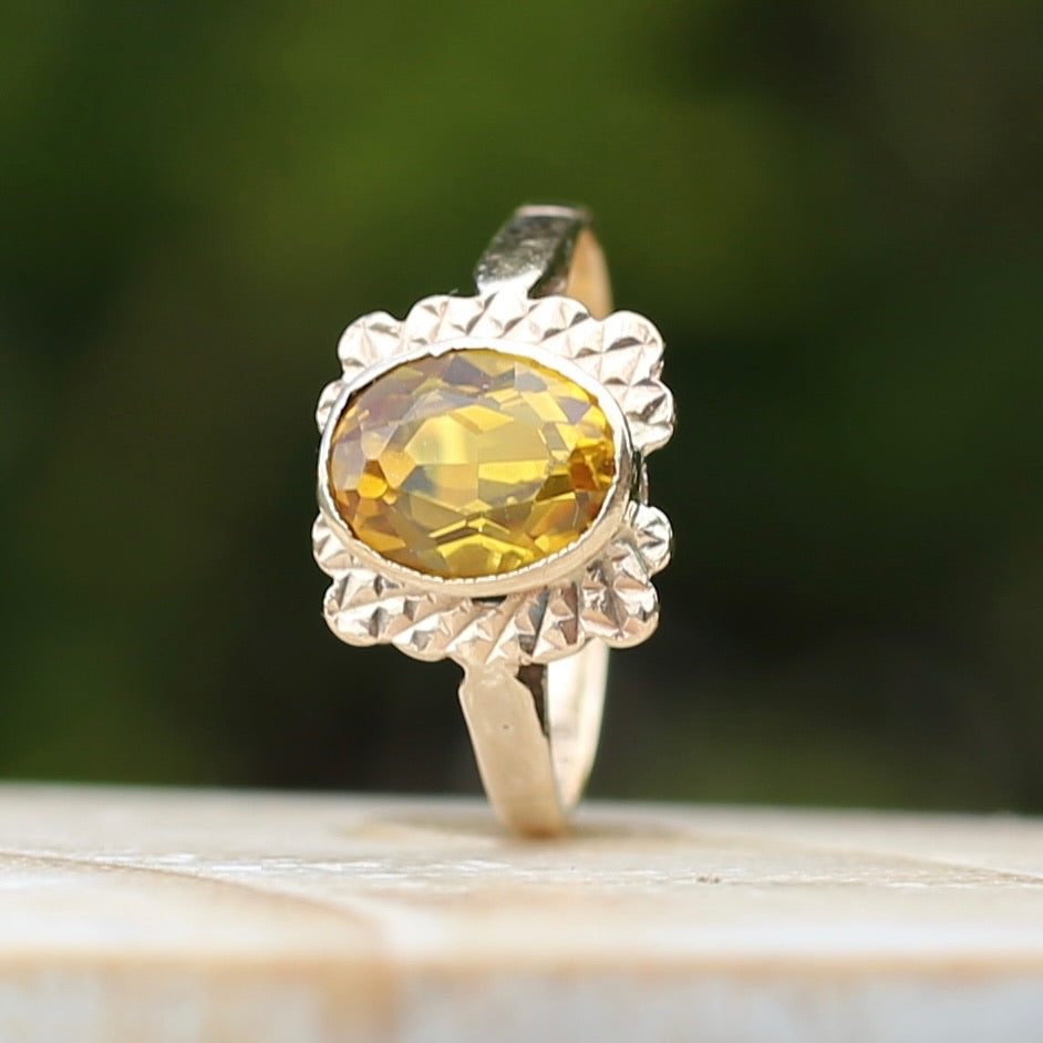 1994 Yellow Sapphire With Detailed Edges, 9ct Yellow Rosey Gold, size P or 7.5