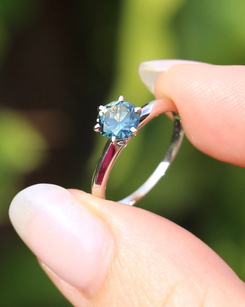 1.19ct Parti Sapphire Solitaire, 6 claw 14ct White Gold, size L1/2 or 6, 2.26g, with valuation