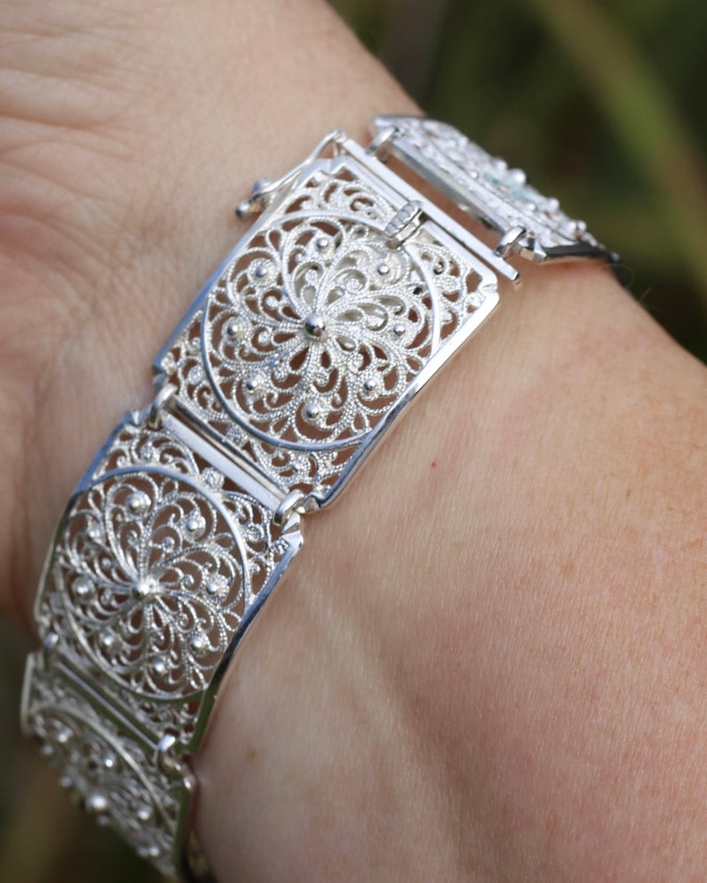 Vintage Filigree 835 Silver Bracelet with Safety Clasp, 835 European Silver, 20.75g, 7.5 inches or 19cm