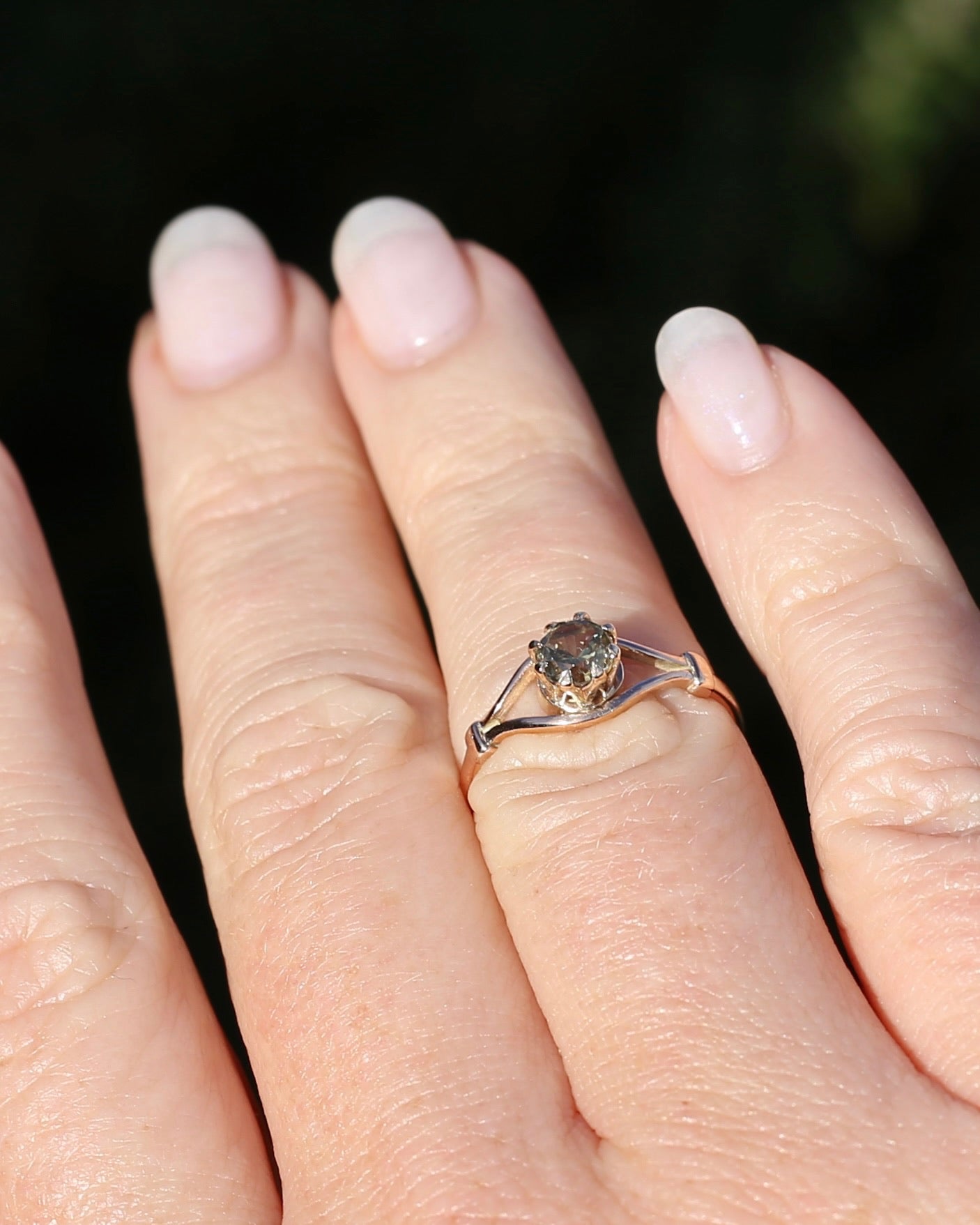 East African Green Zircon, Vintage 8 Claw Setting, Old Rosey Gold, size M1/2 or 6.5