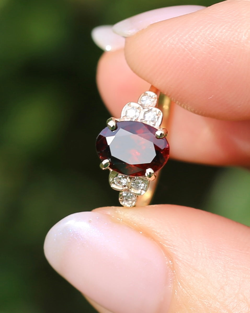2.45ct Deep Red Whisky Zircon and Diamond RIng, 9ct Yellow Gold, size L or 5.75, 2.33g
